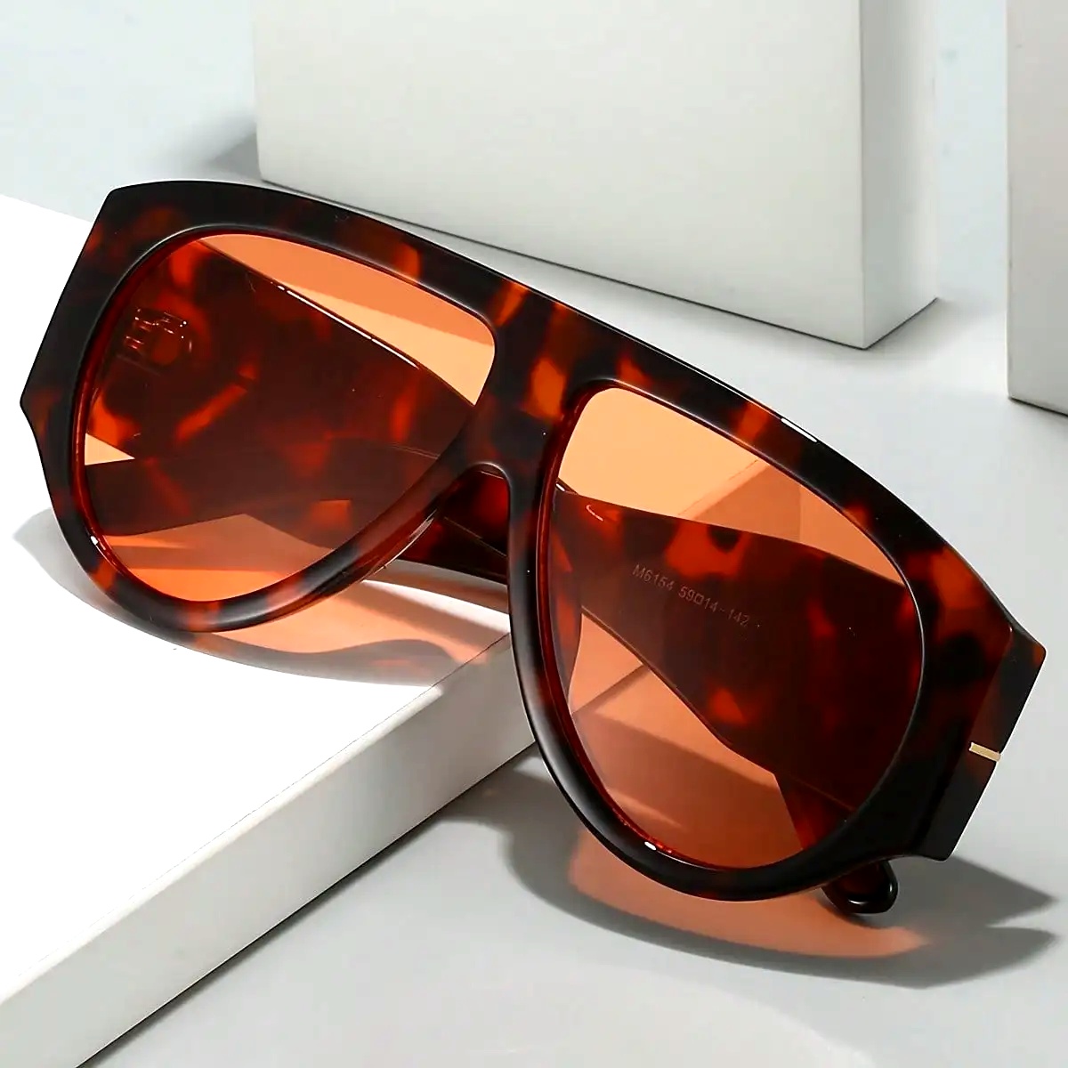 UV400 Vintage Oversized Sungla - Street Fashion Photo recensie en prijs
