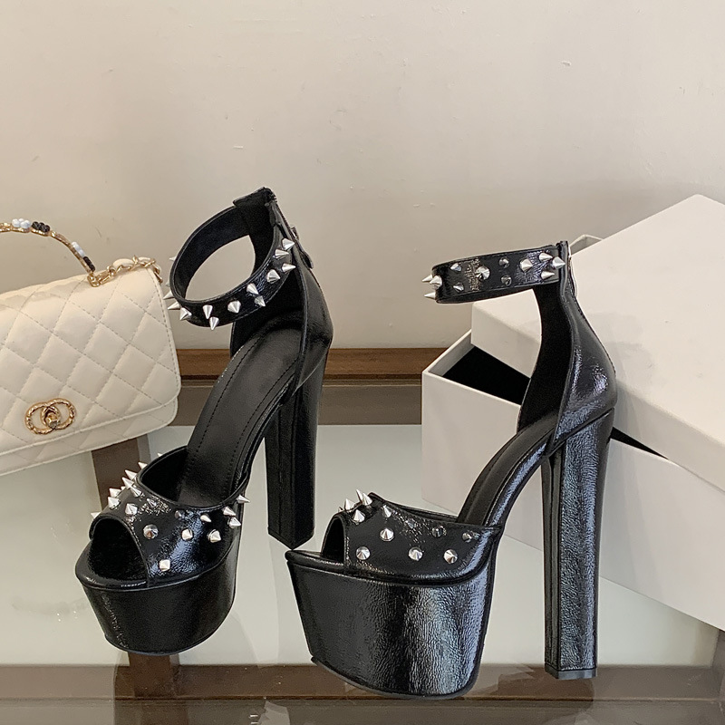 Fashion Design Metal Rivet Bac - Street Fashion Dress recensie en prijs